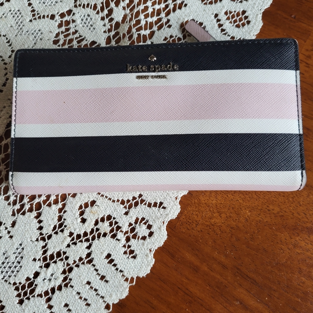 Kate spade credit card holder